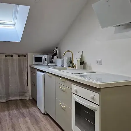 Апартаменты Petite Merveille Sous Les Toits